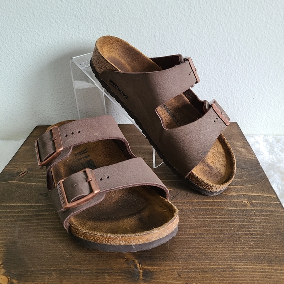 Birkenstock Other - Birkenstoc Arizona Birko-Flor Sandal Tan Suede 33